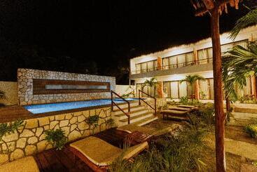 هتل Boutique Naj Casa Holbox