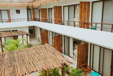 هتل Boutique Naj Casa Holbox
