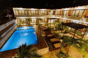 هتل Boutique Naj Casa Holbox
