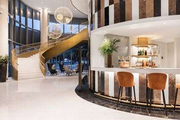 هتل Eurostars Universal Lisboa