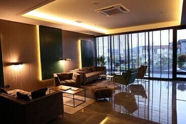 Palace Hotel & Spa