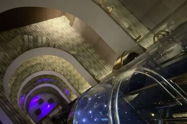 Palace Hotel & Spa