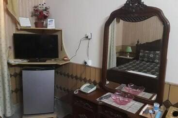 پانسیون Royal Guest House