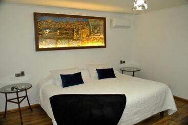 هتل Boutique Casona Violeta