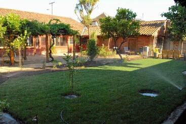 هتل Boutique Casona Violeta