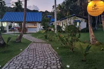 هتل Paradise Island Beach