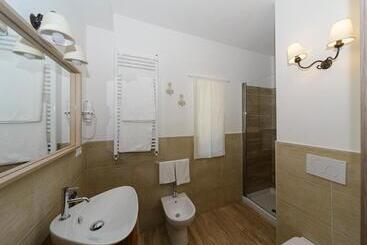 هتل Relais Chalons D’orange