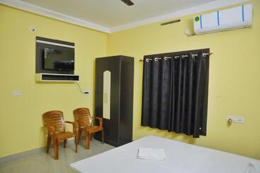 هتل Sahil Inn