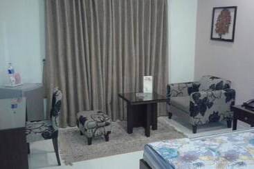 هتل Silver Sand Multan