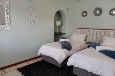 پانسیون Nonisands Guesthouse
