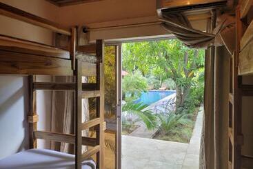 هاستل Hostal Hilltop Palomino
