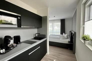 Cap1 Boardinghouse