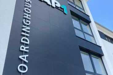 Cap1 Boardinghouse