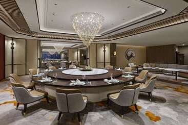 هتل Hilton Lanzhou City Center