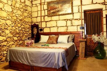 Il Bàrraġ Farmhouse B&b   Gozo Traditional Hospitality - Nadur