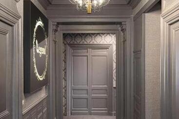 Legend Majestic Appart Hôtel