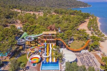 Long Beach Club Nature - Ultra All Inclusive - Akbuk
