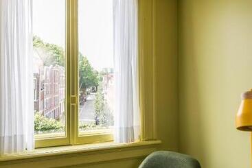 Stadshotel Steegoversloot