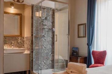 تختخواب و صبحانه Palazzo Dei Pavoni, Relais Di Charme