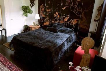 호텔 The Gallery House