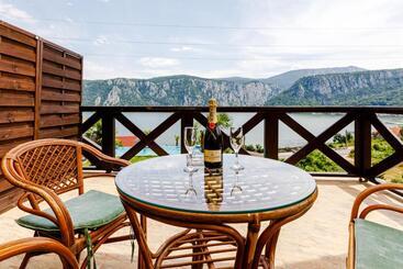 Pensiunea Decebal Resort Cazanele Dunarii