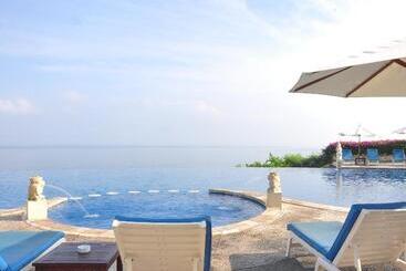 Blue Point Resort And Spa