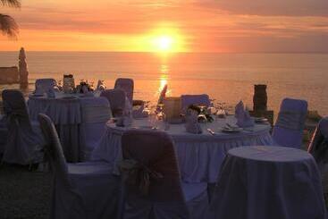 Blue Point Resort And Spa