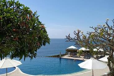 Blue Point Resort And Spa