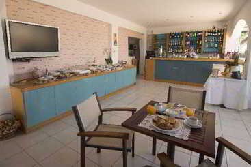 Frida Apartments