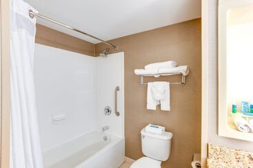 Holiday Inn Express Hotel & Suites Bethlehem, An Ihg