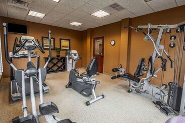 هتل Comfort Inn Bloomington Near University