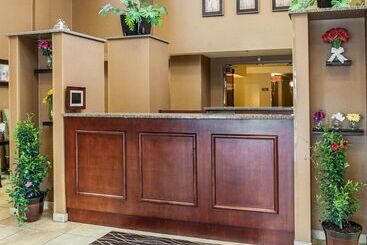 هتل Comfort Inn Bloomington Near University