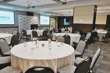 Hotel Doubletree By Hilton Cape Town Upper Eastside