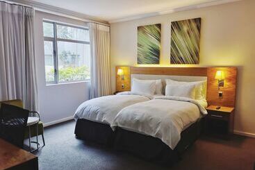Hotel Doubletree By Hilton Cape Town Upper Eastside