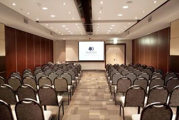 Hotel Doubletree By Hilton Cape Town Upper Eastside
