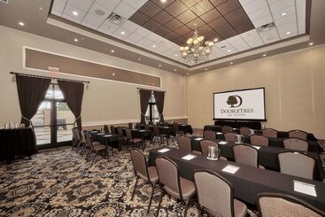 هتل Doubletree By Hilton Phoenix Gilbert