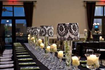 هتل Doubletree By Hilton Phoenix Gilbert