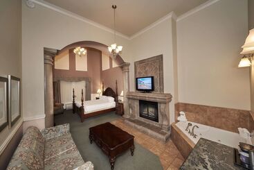 هتل Doubletree By Hilton Phoenix Gilbert