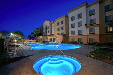 هتل Doubletree By Hilton Phoenix Gilbert