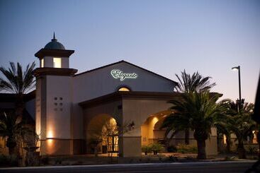 هتل Doubletree By Hilton Phoenix Gilbert