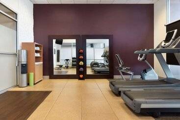هتل Embassy Suites By Hilton Albuquerque