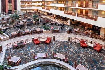 هتل Embassy Suites By Hilton Albuquerque