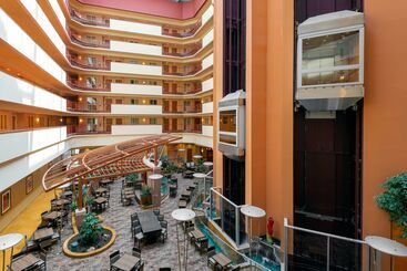 Embassy Suites Omaha La Vista/hotel & Conference Center
