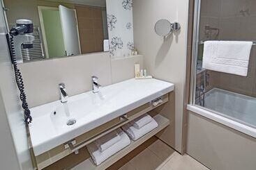 Отель Golden Tulip Amnéville   Hôtel Spa & Casino