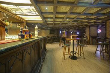 Goldfinch Hotel Mangalore