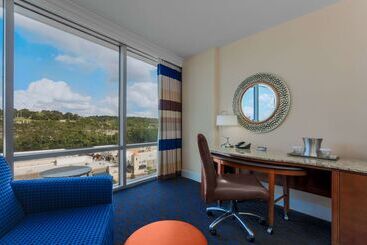 酒店 Hilton Branson Convention Center