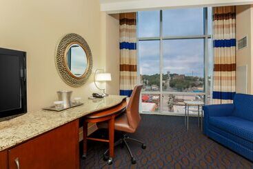 酒店 Hilton Branson Convention Center