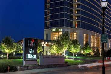 酒店 Hilton Branson Convention Center