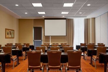 هتل Hilton Garden Inn Atlanta Marietta