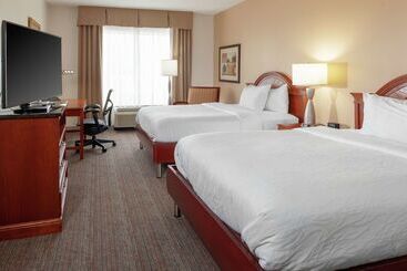 هتل Hilton Garden Inn Charlotte North